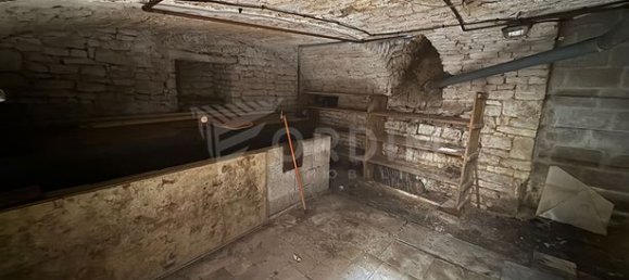 4 Schlafzimmer Haus in Ancy-le-Franc, France, Nr. 353294 15