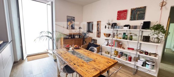 3 Schlafzimmer Wohnung in Reggello, Italy, Nr. 333323 2