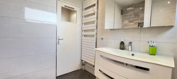 5 chambres Appartement à Hœnheim, France No. 157630 25