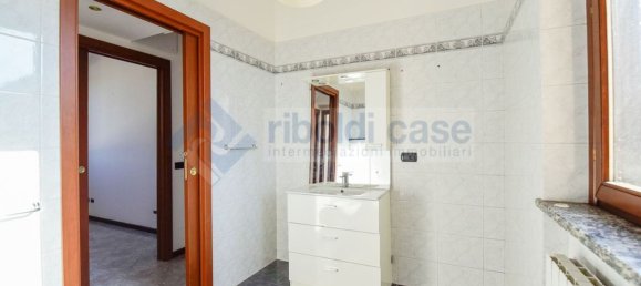 Apartamento T4 em Seregno, Italy N.º 364318 15