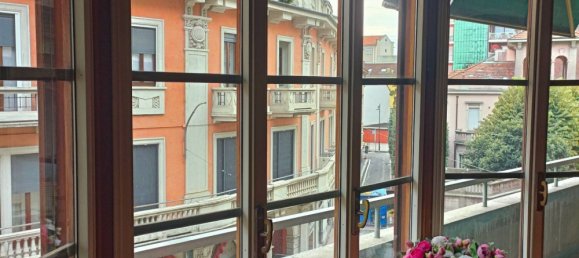 Apartamento de 4 habitaciónes en Busto Arsizio, Italy No. 2353 5