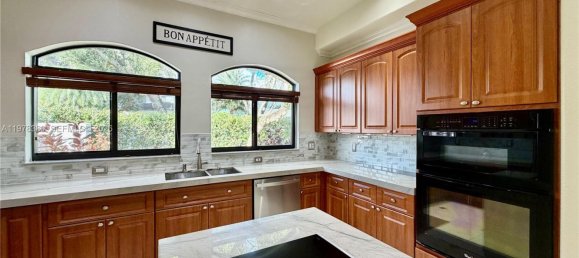 6 Schlafzimmer Villa in Miami, USA, Nr. 615097 4
