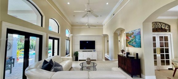 6 Schlafzimmer Villa in Miami, USA, Nr. 615097 9