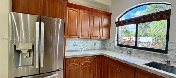 6 Schlafzimmer Villa in Miami, USA, Nr. 615097 3