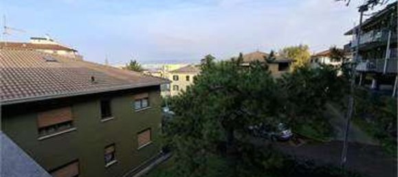 3 rooms Apartment in Trieste, Italy No. 297462 6