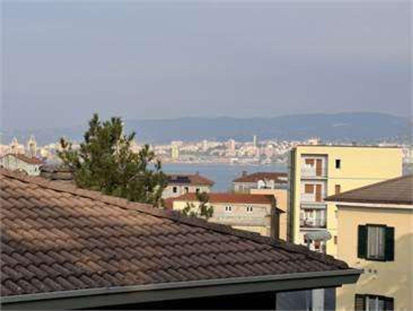 3 rooms Apartment in Trieste, Italy No. 297462