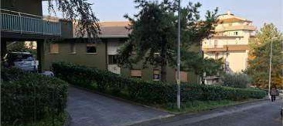 3 rooms Apartment in Trieste, Italy No. 297462 3