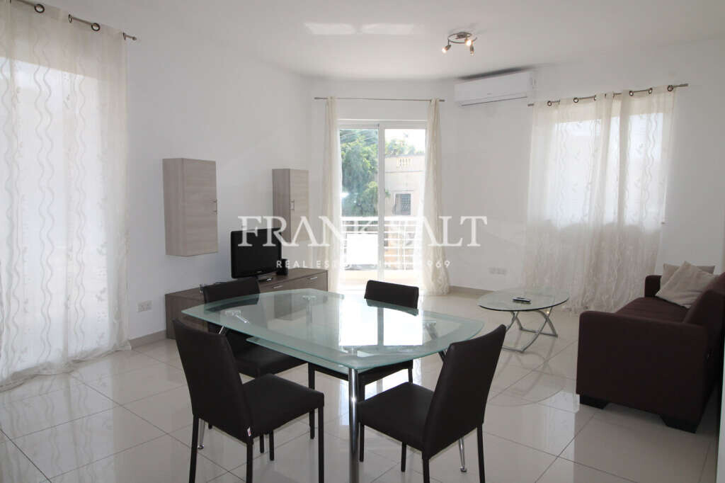 Apartamento T3 em Swieqi, Malta N.º 8316