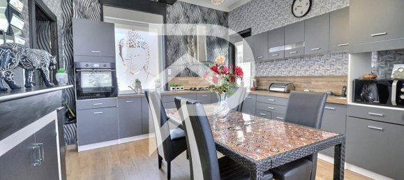 Casa de 6 dormitorios en Caudry, France No. 266449 3