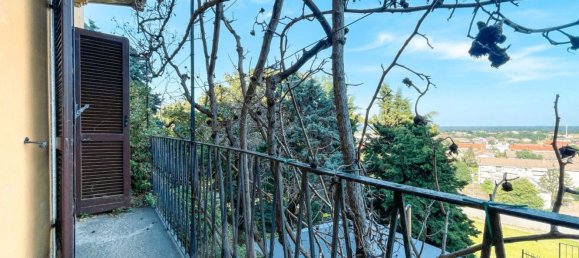 3 bedrooms Apartment in Oleggio, Italy No. 377471 13