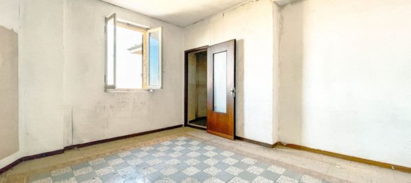 3 bedrooms Apartment in Oleggio, Italy No. 377471 7