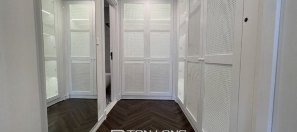 7 bedrooms House in Tay Ho, Vietnam No. 535 25