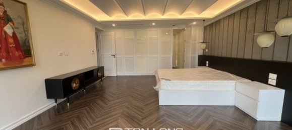 7 bedrooms House in Tay Ho, Vietnam No. 535 21