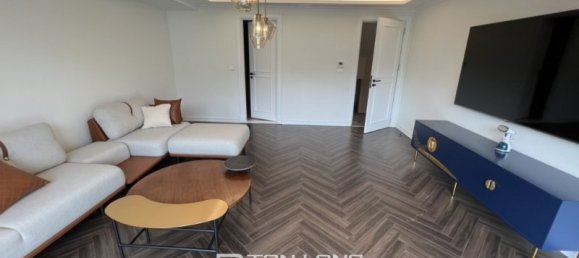 7 bedrooms House in Tay Ho, Vietnam No. 535 24