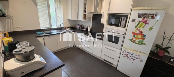 2 Schlafzimmer Haus in Vienne, France, Nr. 286058 4