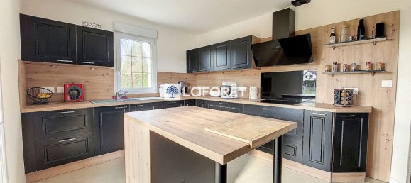 5 bedrooms House in Chauny, France No. 90921 3