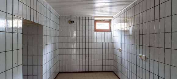 11 rooms Building in Euskirchen, Germany No. 210770 13