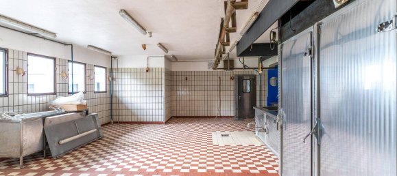 11 rooms Building in Euskirchen, Germany No. 210770 16