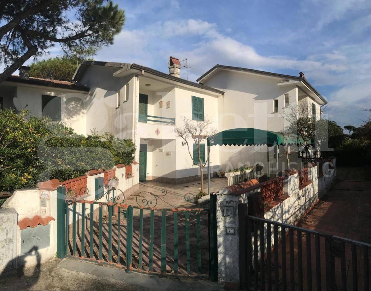 5 rooms Villa in Sessa Aurunca, Italy No. 34146