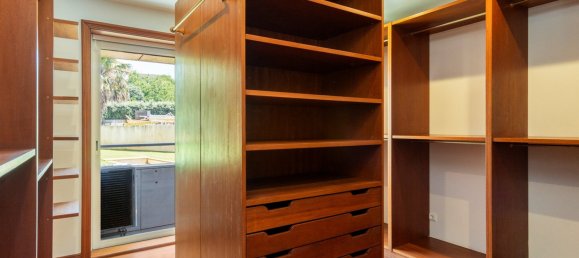 4 غرف نوم منزل ذو طابقين في Porto, Portugal رقم 137102 29