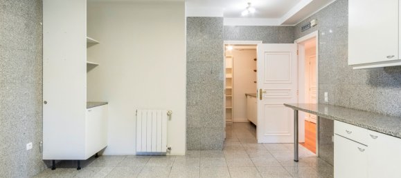 4 غرف نوم منزل ذو طابقين في Porto, Portugal رقم 137102 8