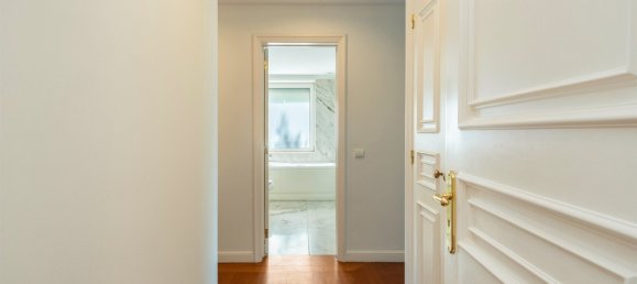 4 غرف نوم منزل ذو طابقين في Porto, Portugal رقم 137102 20