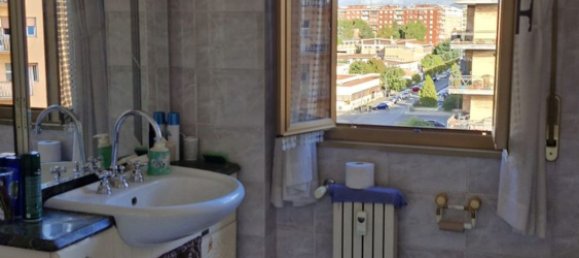 3 bedrooms Apartment in Rome, Italy No. 341123 18