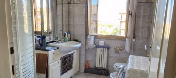 3 bedrooms Apartment in Rome, Italy No. 341123 19