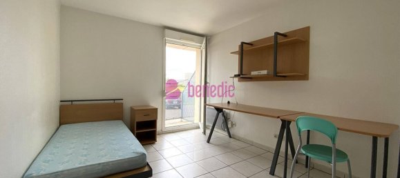 Studio in Metz, France No. 248836 2