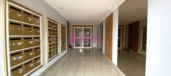 Studio in Metz, France No. 248836 8