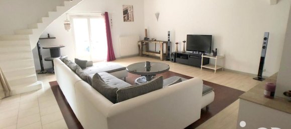 6 bedrooms House in Mettray, France No. 245604 3