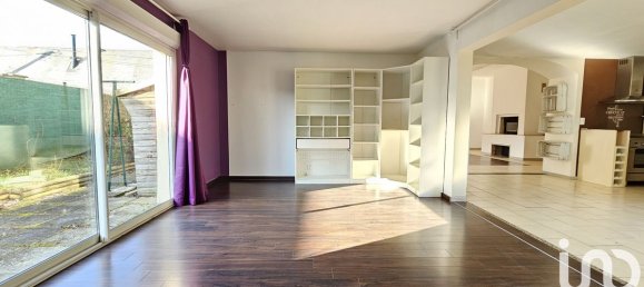 6 bedrooms House in Mettray, France No. 245604 36