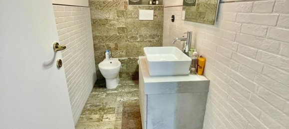 3 Schlafzimmer Wohnung in Nettuno, Italy, Nr. 380331 11