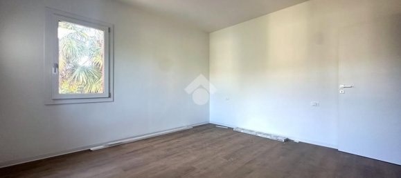 Apartamento T3 em Treviso, Italy N.º 346257 9