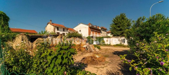 Вилла с 3 спальнями в Пойрино, Италия № 302375 2