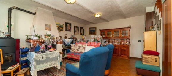 Вилла с 3 спальнями в Пойрино, Италия № 302375 45