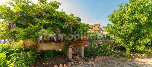 Вилла с 3 спальнями в Пойрино, Италия № 302375 16