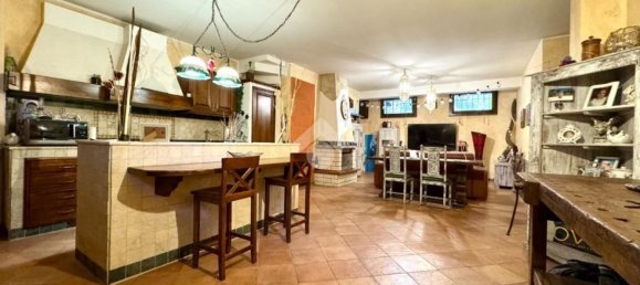 6 bedrooms Villa in Rome, Italy No. 376863 23