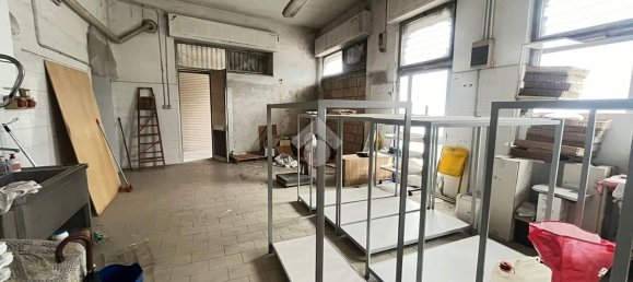  مستودع في Pescara, Italy 54متر مربع رقم 118033 3