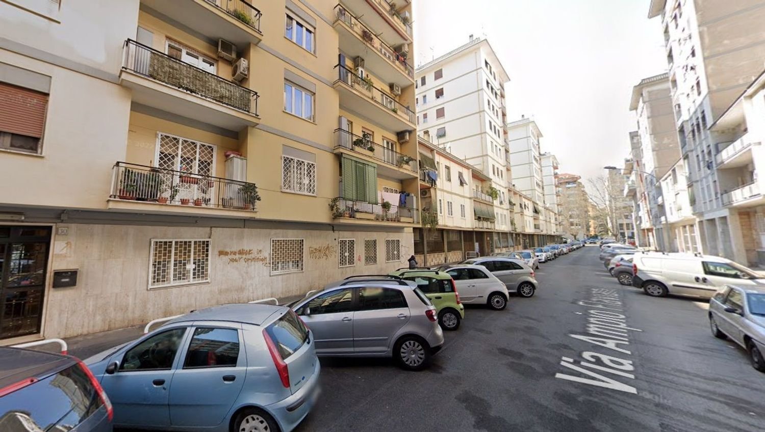 2 bedrooms Apartment in Rome, Italy No. 382786