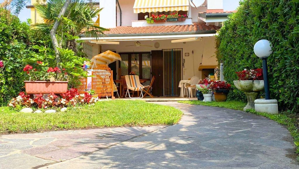 3 Schlafzimmer Haus in Rosolina, Italy, Nr. 61006