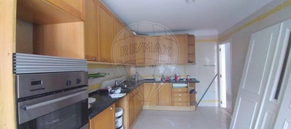 6 bedrooms House in Rio de Mouro, Portugal No. 166146 9