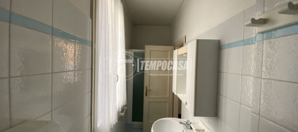 2 bedrooms Apartment in Modena, Italy No. 312607 15