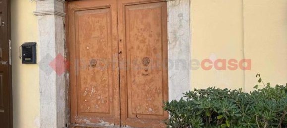 10 rooms Apartment in Minturno, Italy No. 16446 3