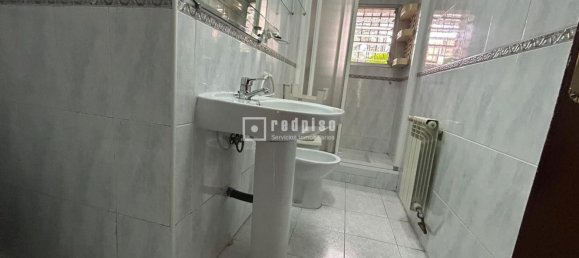 3 bedrooms Apartment in Madrid, Spain No. 172944 22