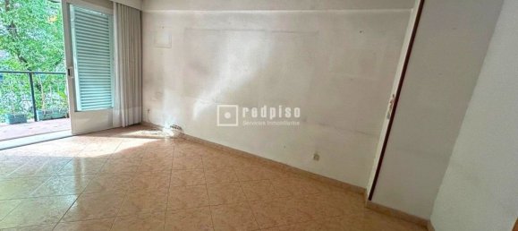 3 bedrooms Apartment in Madrid, Spain No. 172944 2