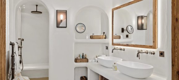 6 bedrooms Villa in Mougins, France No. 1553 9