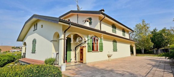 Вилла с 6 комнатами в Оццано Монферрато, Италия № 88266 21