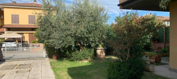 Villa de 4 habitaciónes en Molinella, Italy No. 75728 28