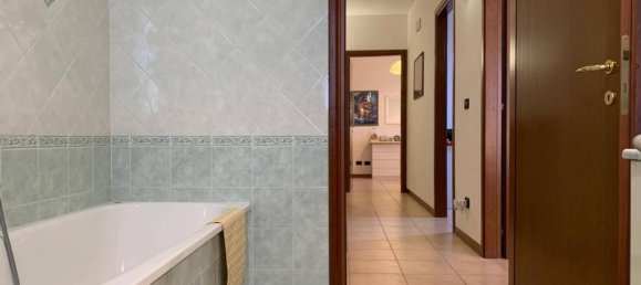 Villa de 4 habitaciónes en Molinella, Italy No. 75728 20